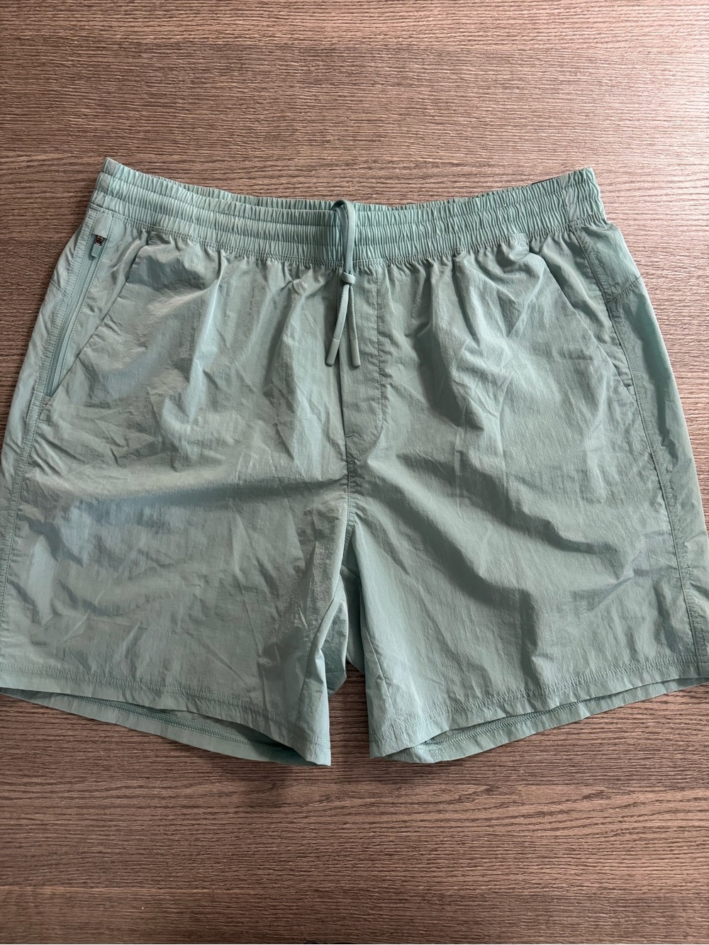VRST Men’s 7" All In Unlined Shorts Size XL Aqua Dust Shine NWT Water Repellant